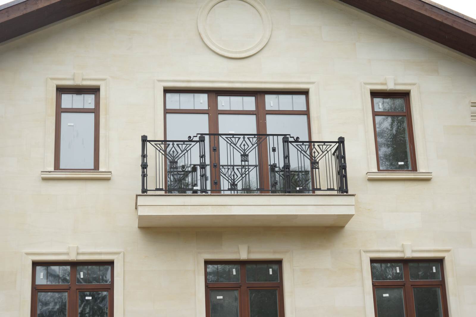 Кованные балконы в поселке Горки 2