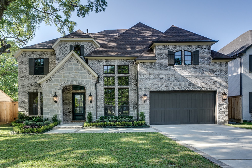 Transitional exterior home photo in Houston