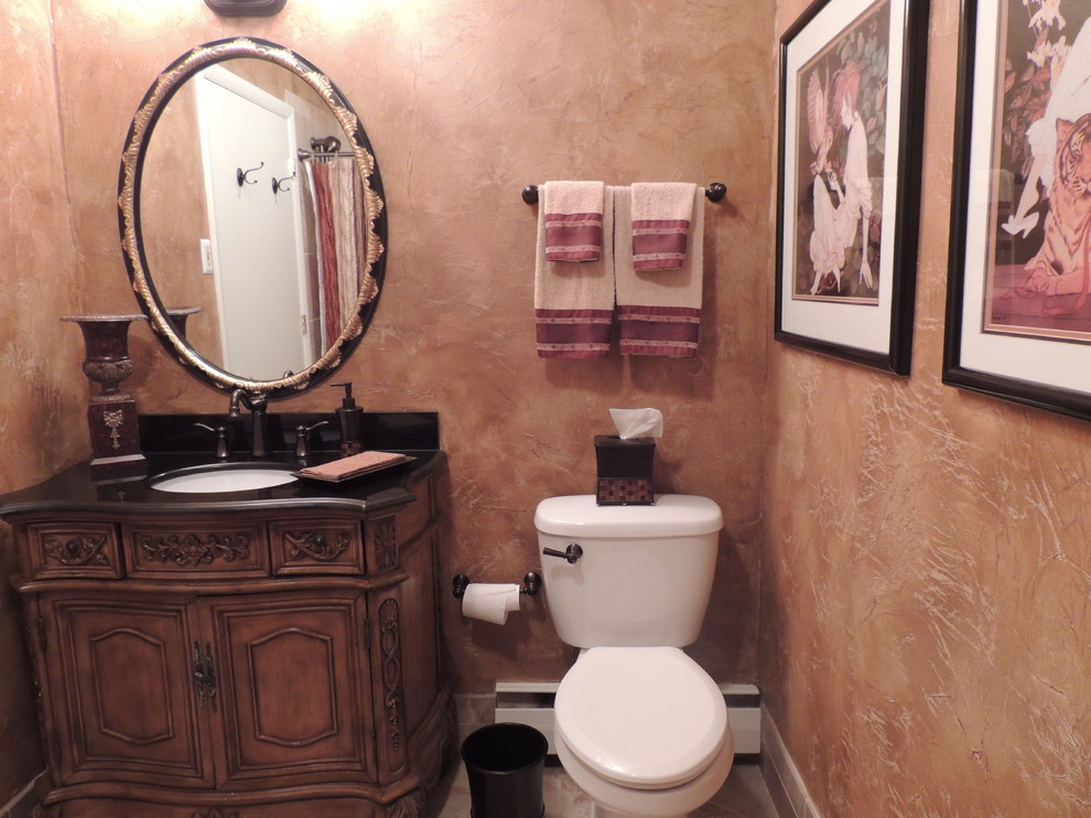 Photo of a traditional powder room in Baltimore.