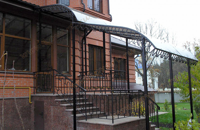 Кованые козырьки