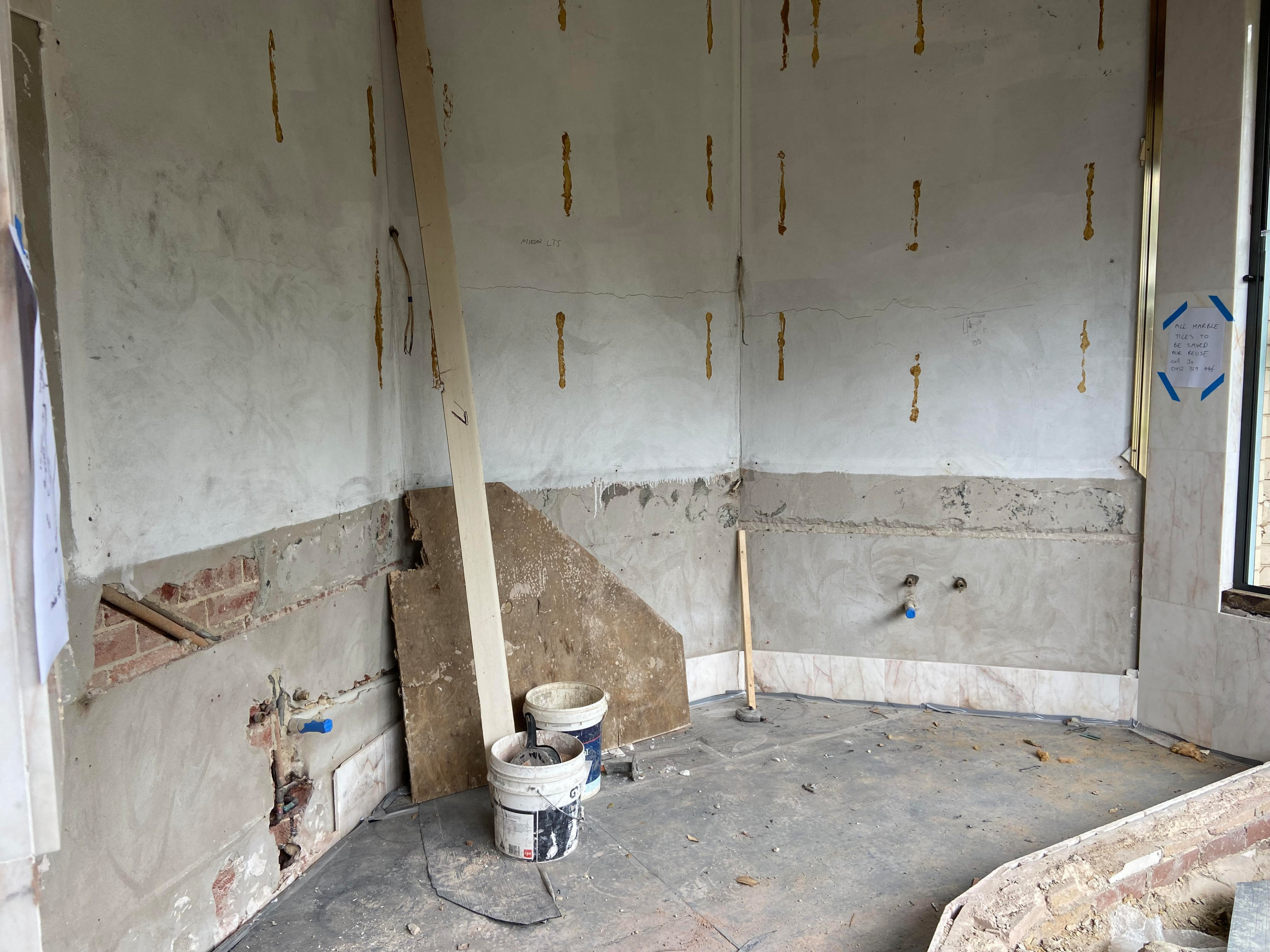 REBUILD OF A GRAND  BATHROOM