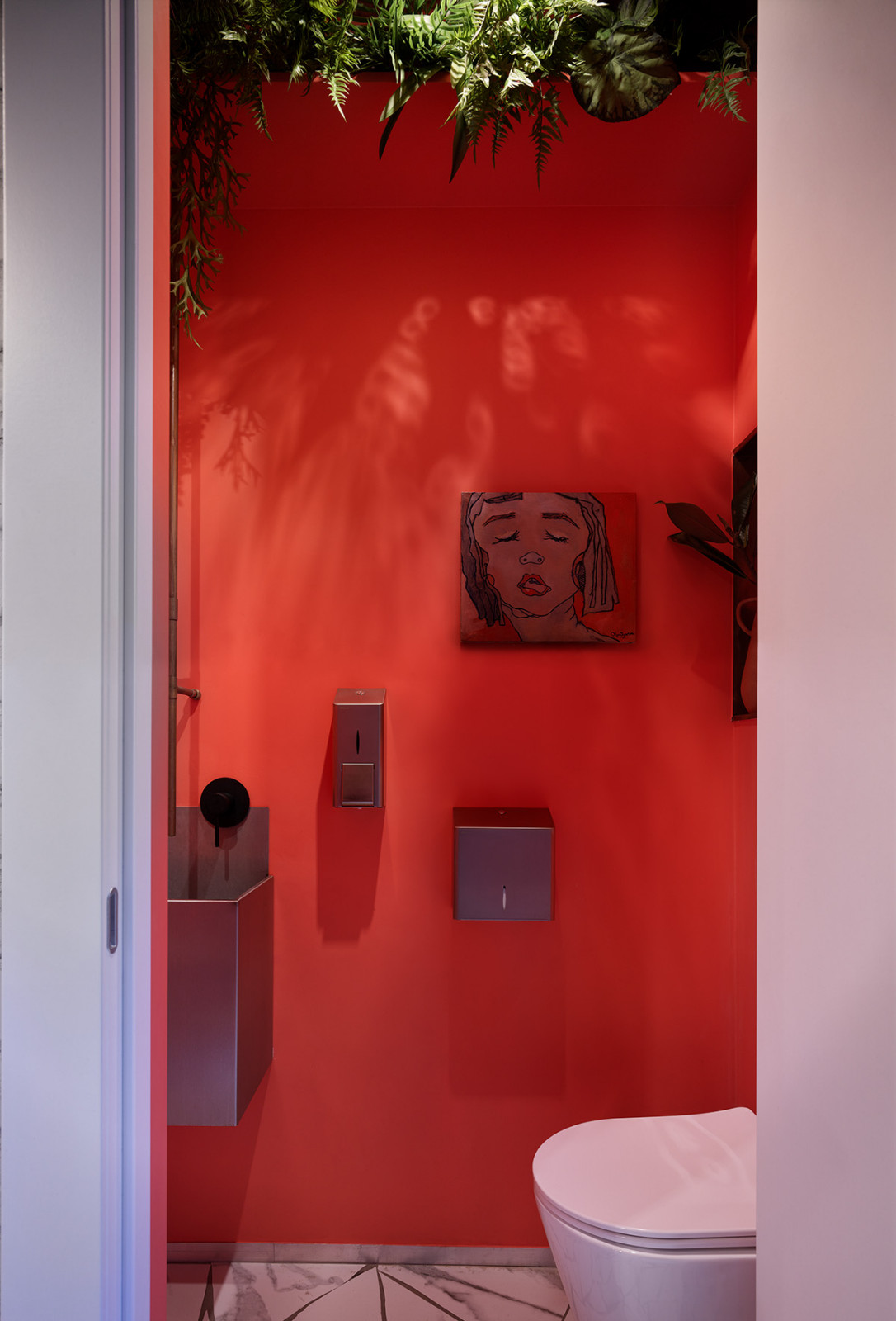 Кафе с нетривиальным названием 010110101 в центре Калиниграда