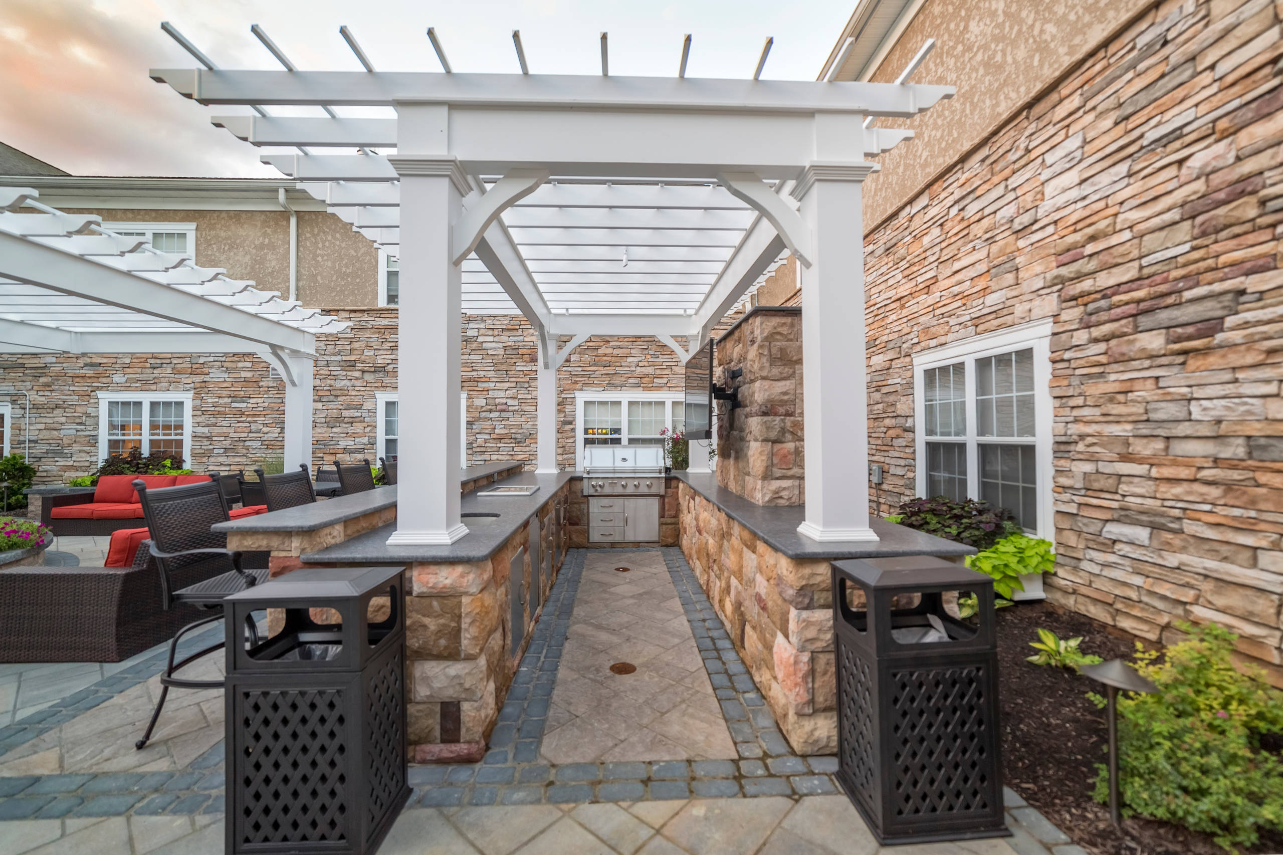 Hamilton NJ Interior Courtyard