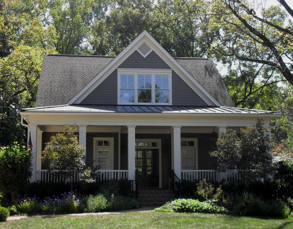 Craftsman exterior home idea in Atlanta