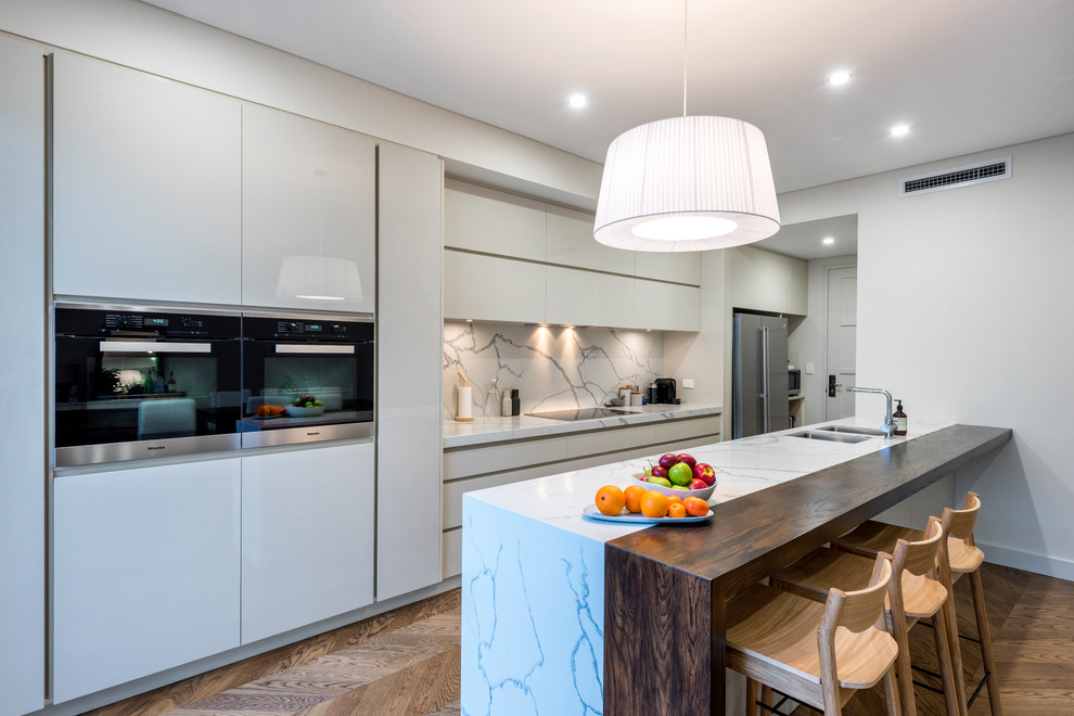 Contemporary kitchen in Perth.