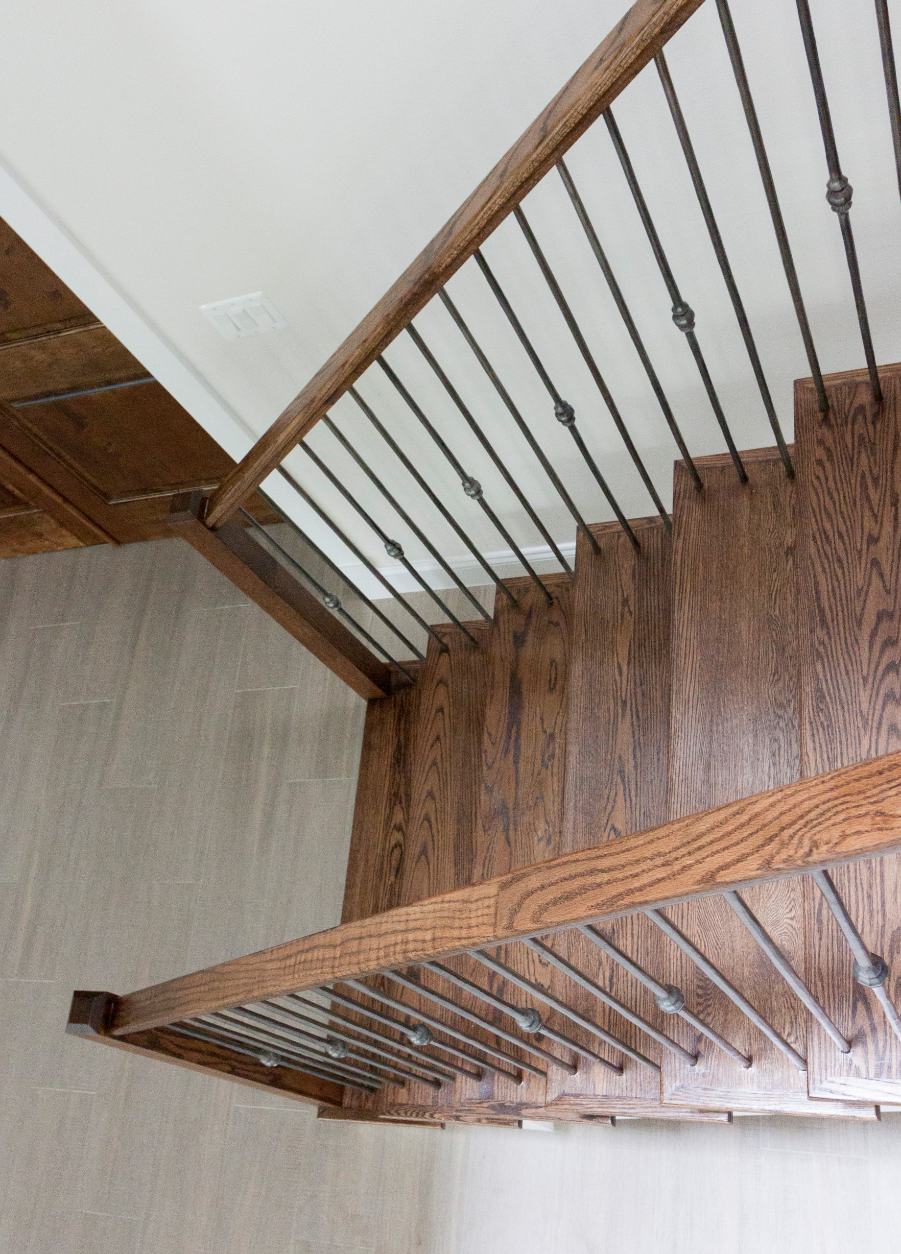 44_Clean and Contemporary Open Staircase, McLean, VA 22101