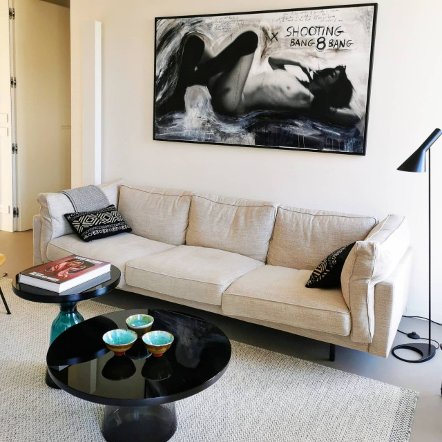 Appartamento di design al mare contemporary-family-room