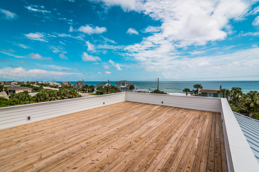 Inspiration for a coastal rooftop rooftop deck remodel in Jacksonville with no cover