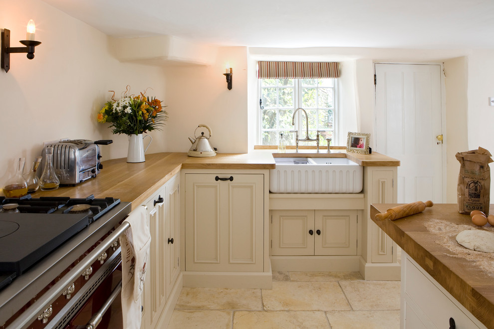 Photo of a country kitchen in Berkshire.