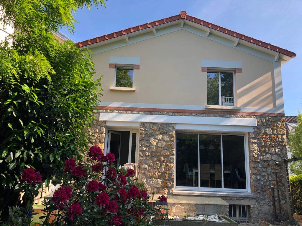 Surélévation et rénovation d'une maison individuelle