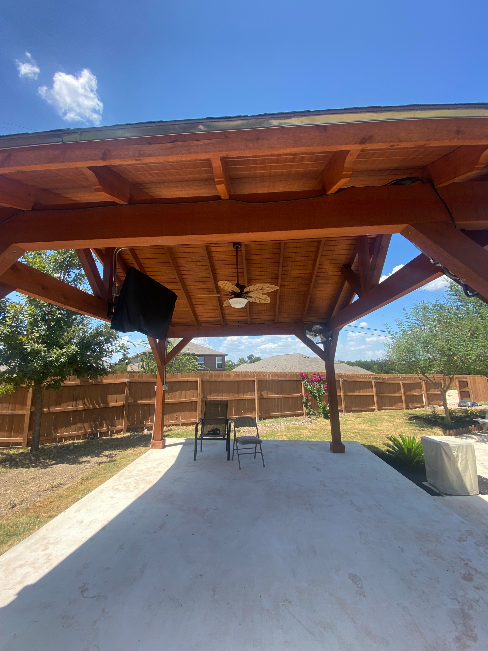 Gamez Pool Pavilion