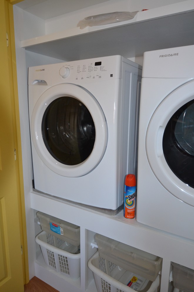 Custom laundry closet