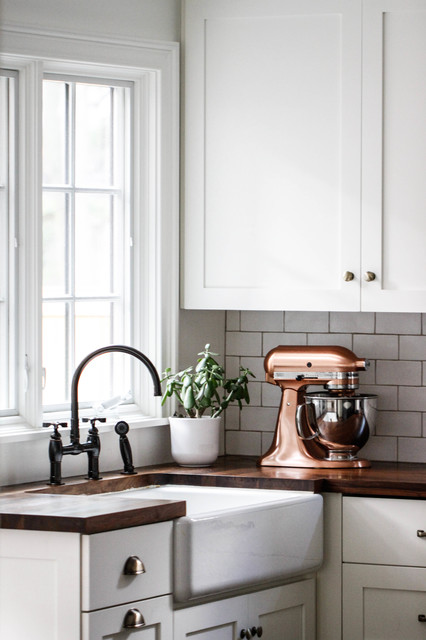 Oak Reno country-kitchen