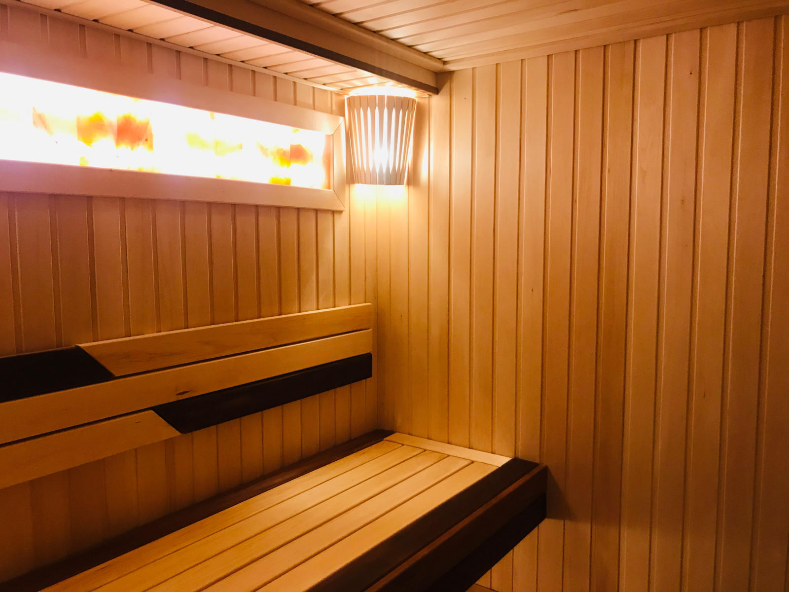 Отделка парной и комнаты отдыха