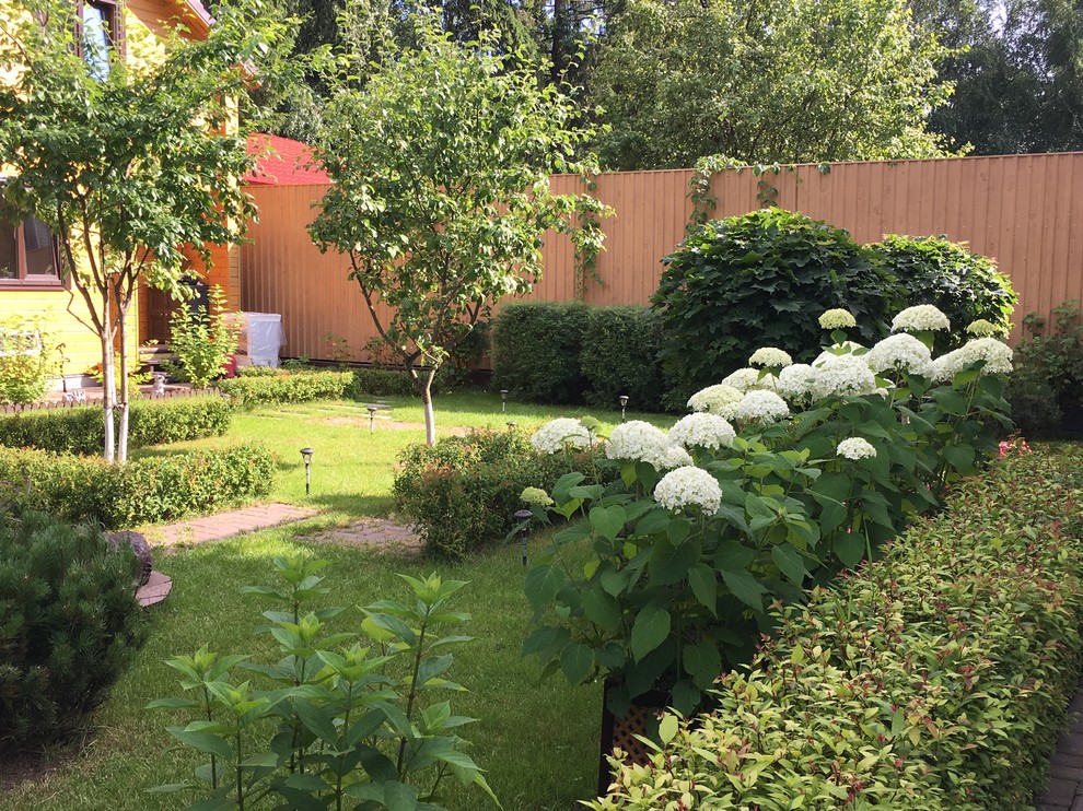 Дворик на 2-х сотках