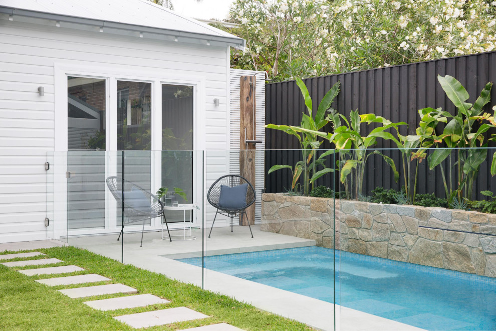 Pool - contemporary pool idea in Sydney