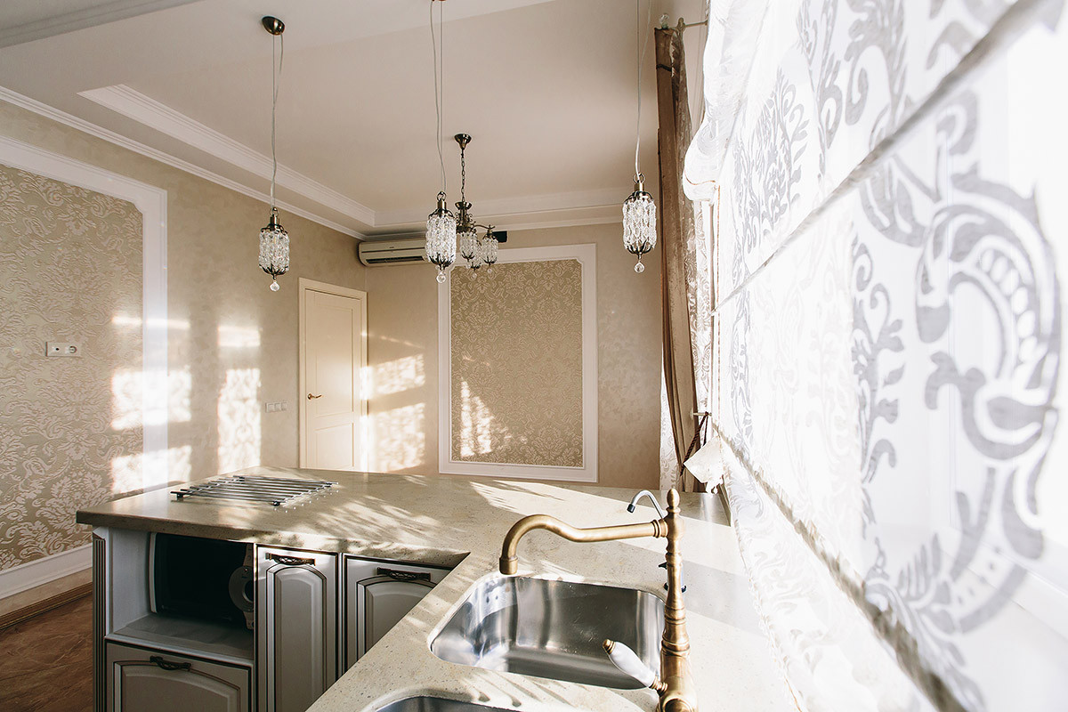 Реализация:Классика с нотками востока в бирюзе