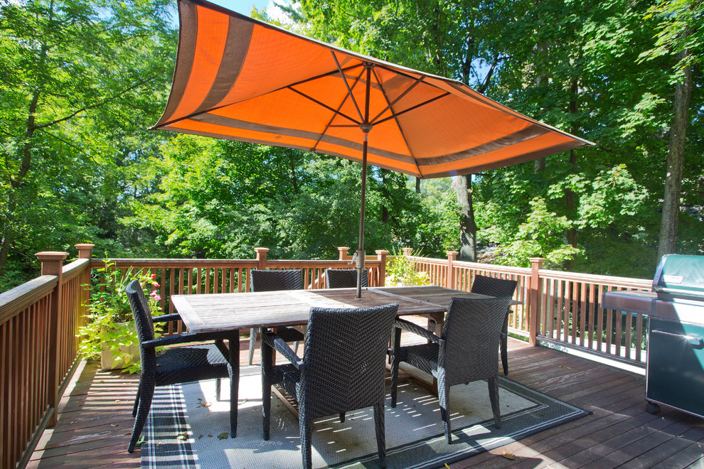 Deck - traditional deck idea in Boston