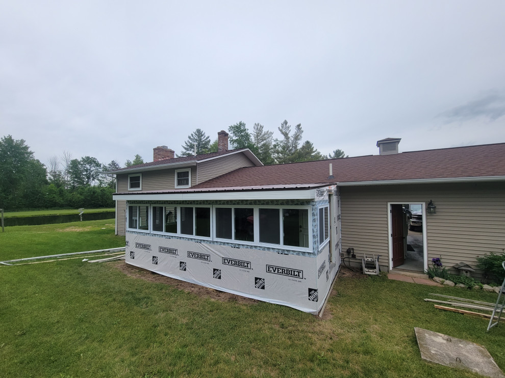 Mud lake rd three seasons room