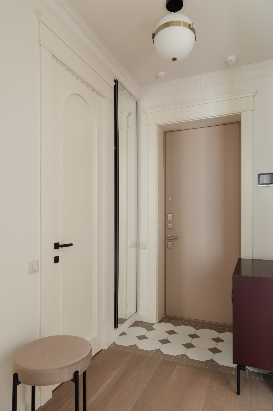 Яркая квартира для девушки