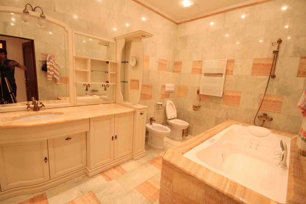 Apartmens on the Kruglouniversitetskaya str. Kiev