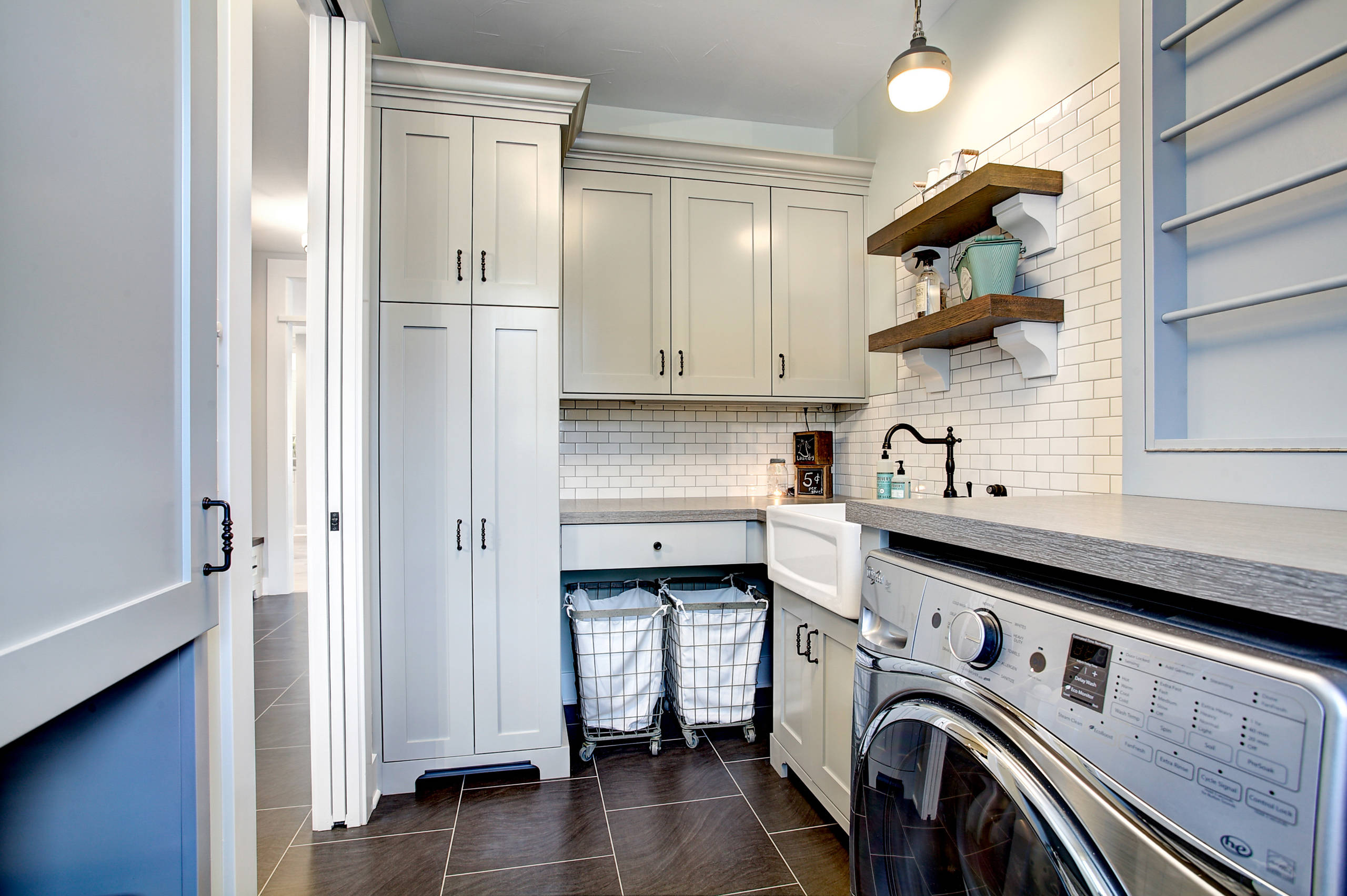 Room of the Day: Farmhouse Charm in a Michigan Laundry Room