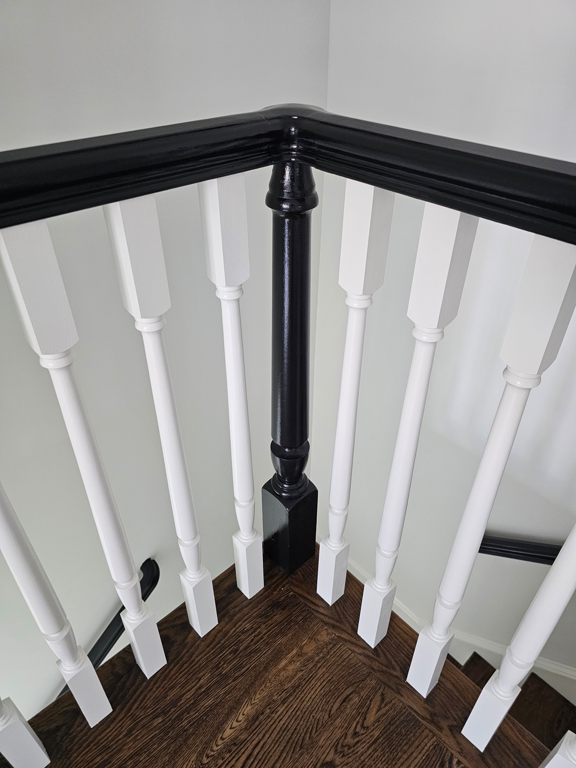 121_Elegant Floating Staircase, Chevy Chase, MD 20815