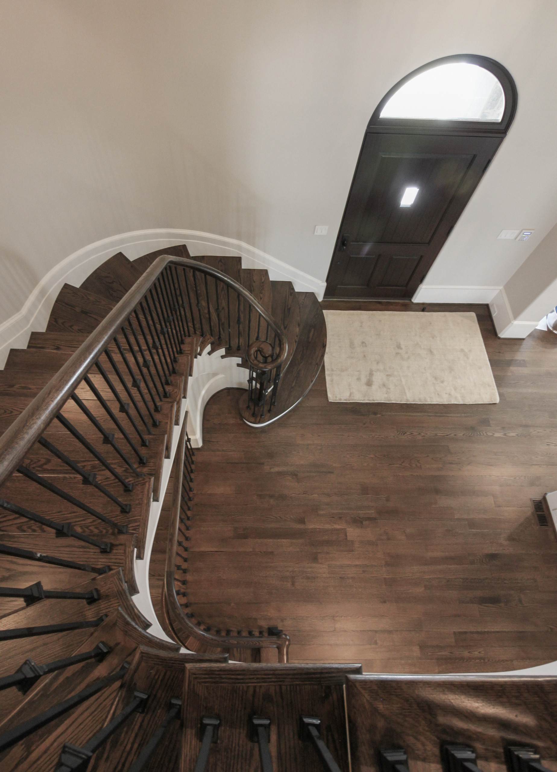 86_ Gorgeous Floating Curved Staircase, McLean VA 22066