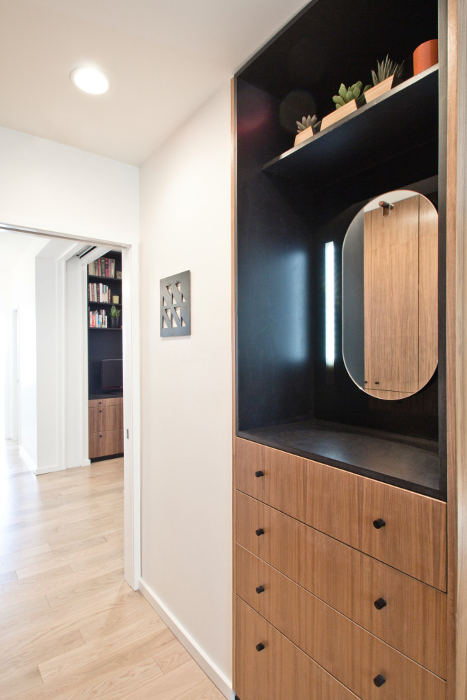 Imagen de dormitorio principal minimalista