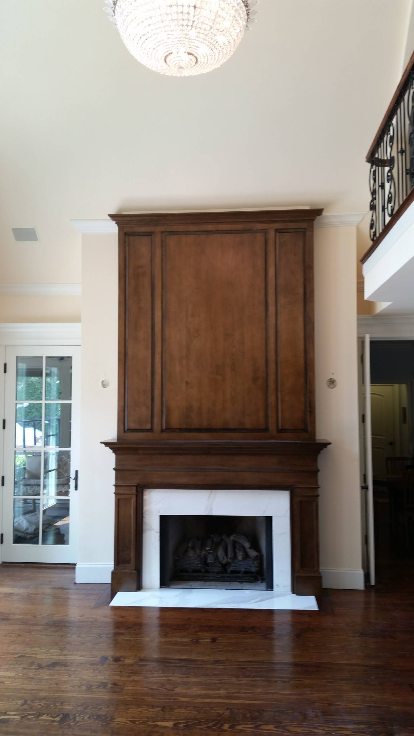 Mantels With Top Panels
