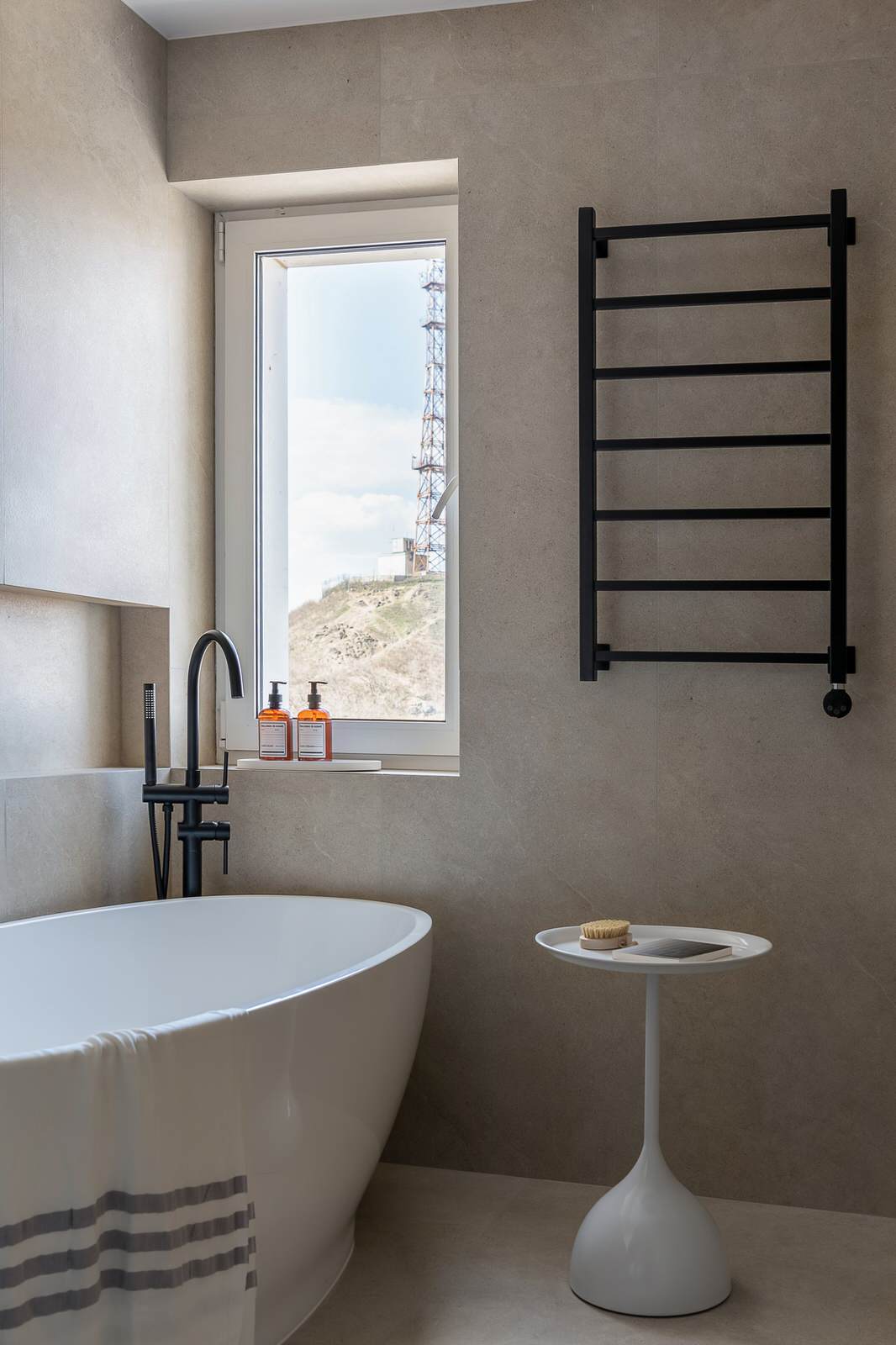 Реализованная квартира 140м2 г. Владивосток ул Аксаковская 3