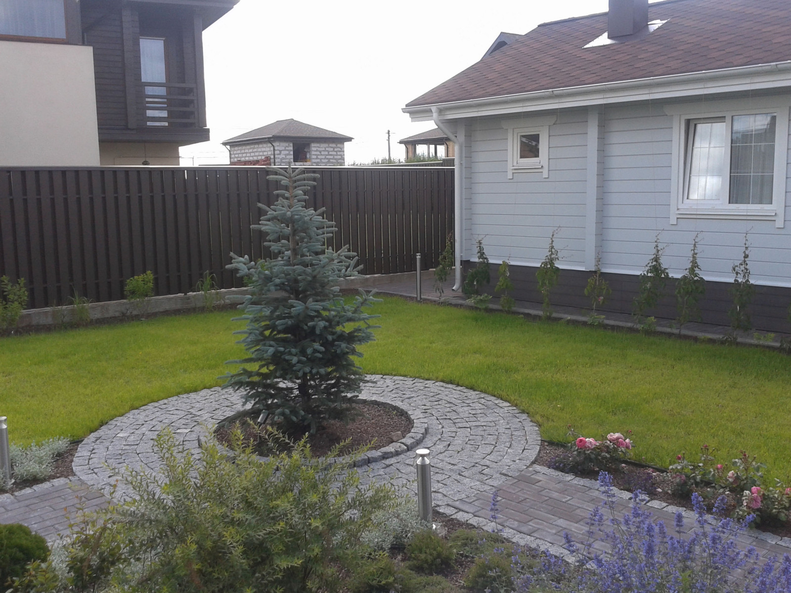 Маленький сад в Колтушах