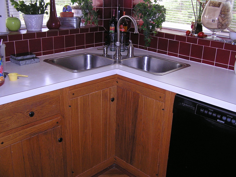 Is A Corner Kitchen Sink Right For You? Solving The Dilemma