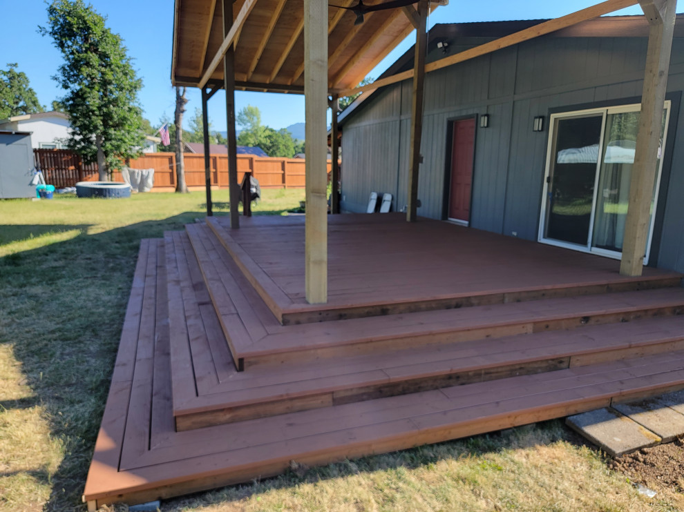 15 x 22 Deck With peaked 40x16 cover