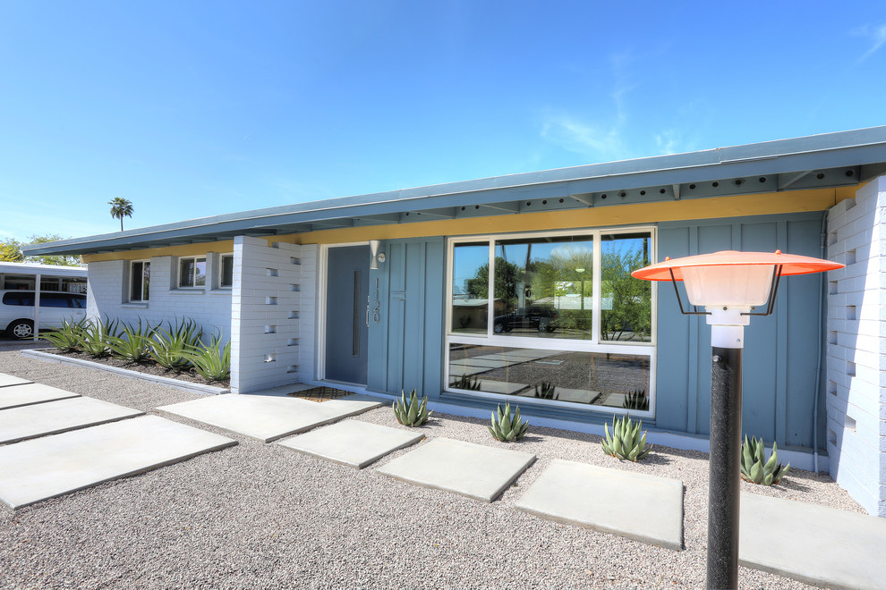 Photo of a midcentury home in Phoenix.