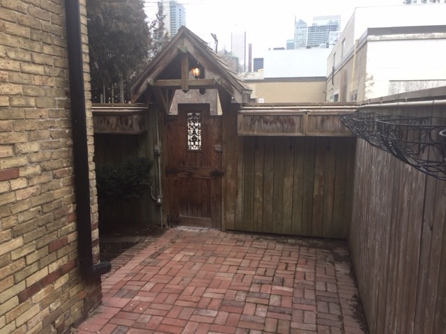 Landmark house garden renovation