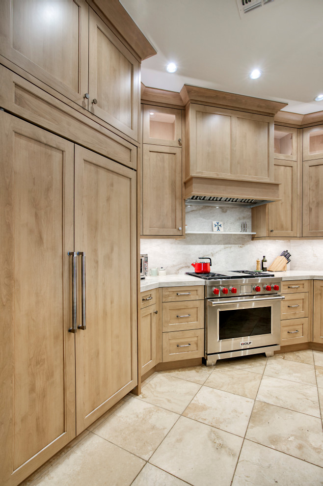 Kitchen - transitional kitchen idea in Phoenix