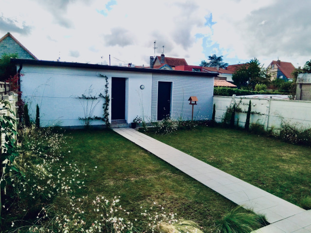 The Flower Studio contemporary-traedgaard