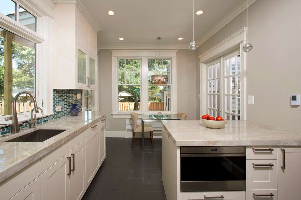 Inspiration for a contemporary kitchen remodel in DC Metro