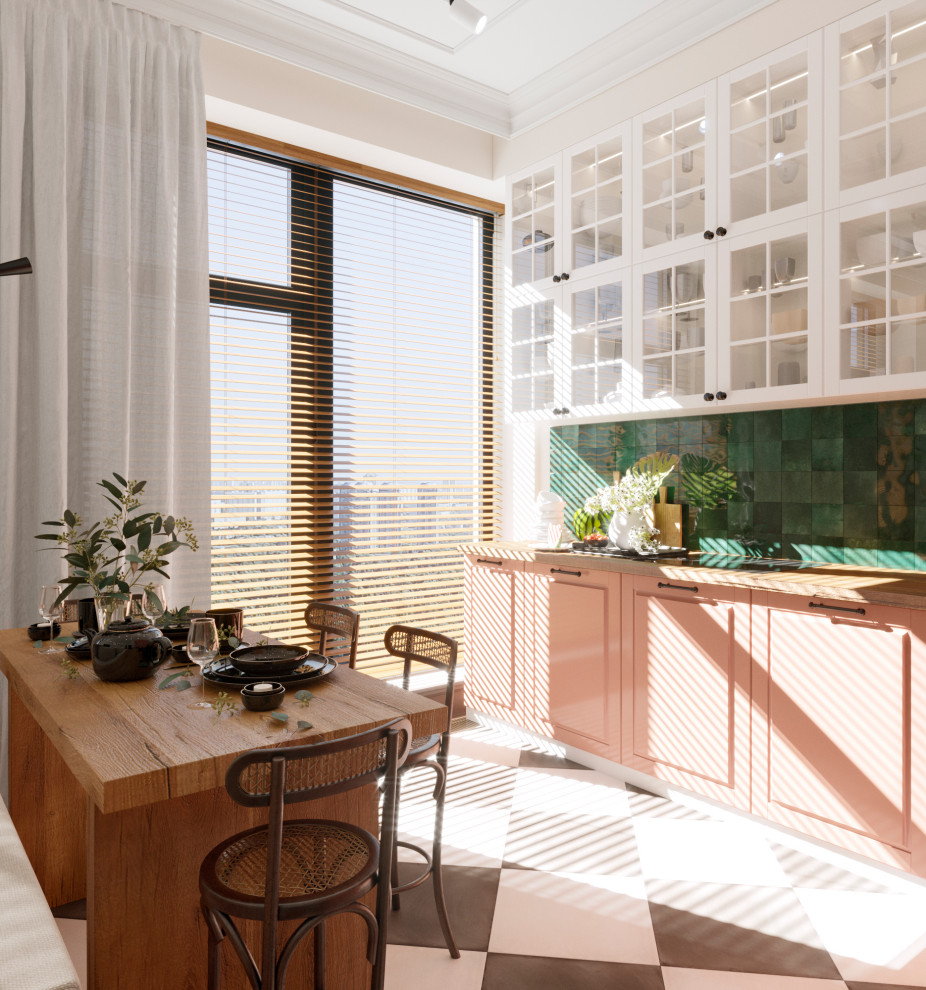 Яркая студия для молодой девушки