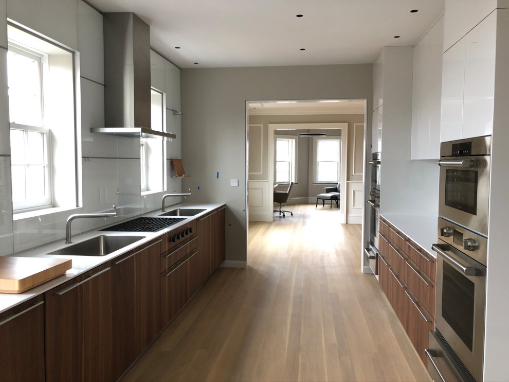 Transitional kitchen photo in Boston