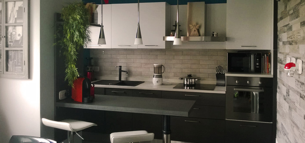 Photo of a modern kitchen in Catania-Palermo.