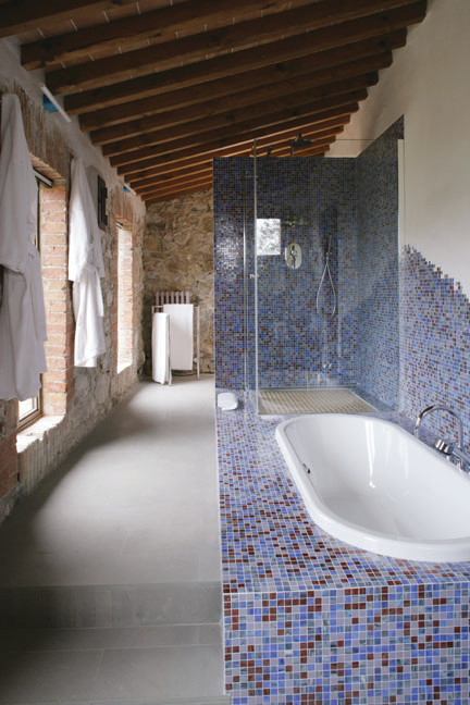 Example of a large transitional master bathroom design in Atlanta with beige walls