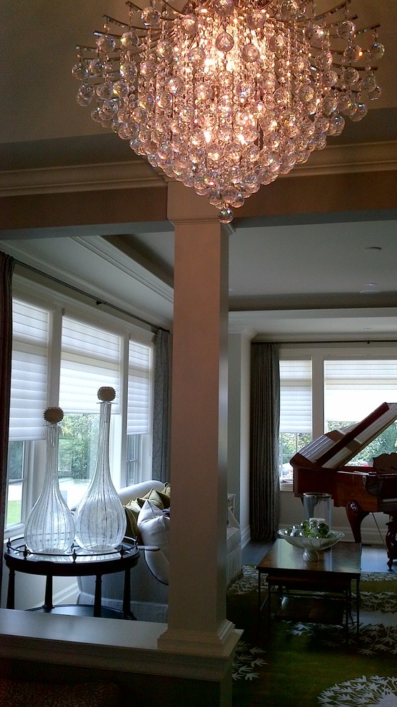 Home design - mid-sized transitional home design idea in Toronto with beige walls and a dark wood front door