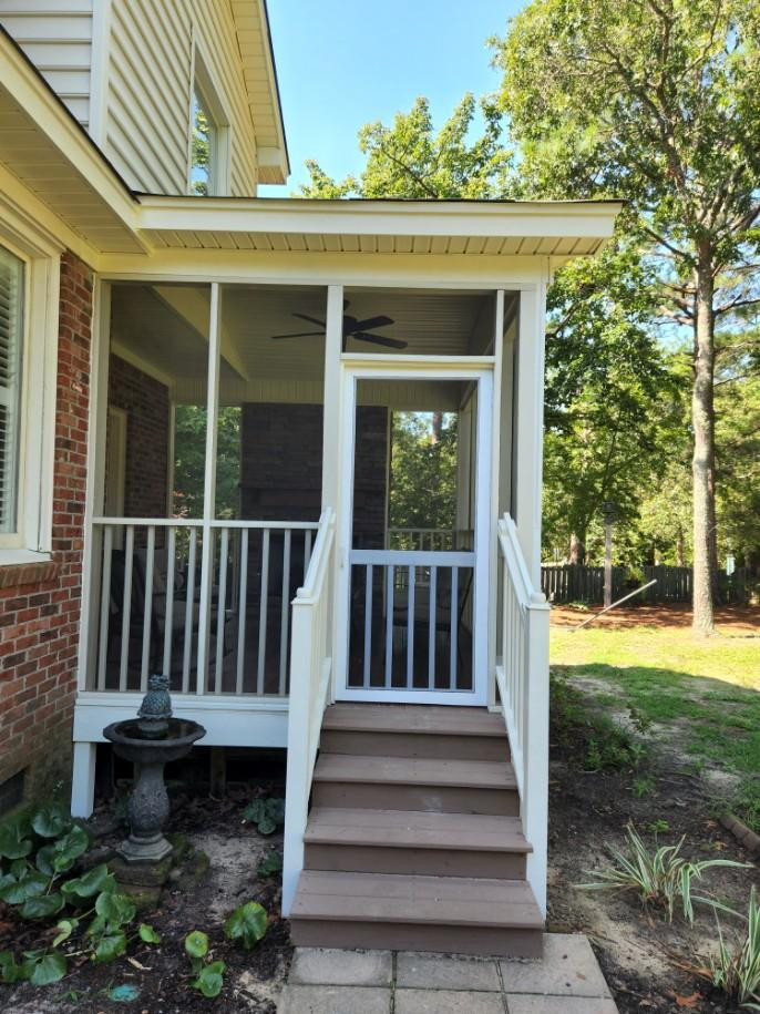 EXTERIOR NEW PORCH