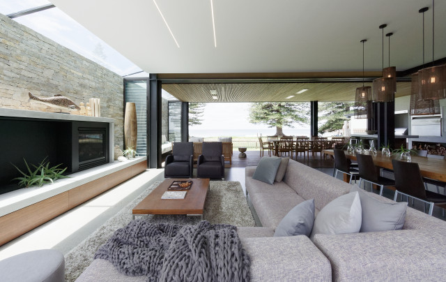 Beach House at Avoca Beach by Architecture Saville Isaacs contemporary-living-room