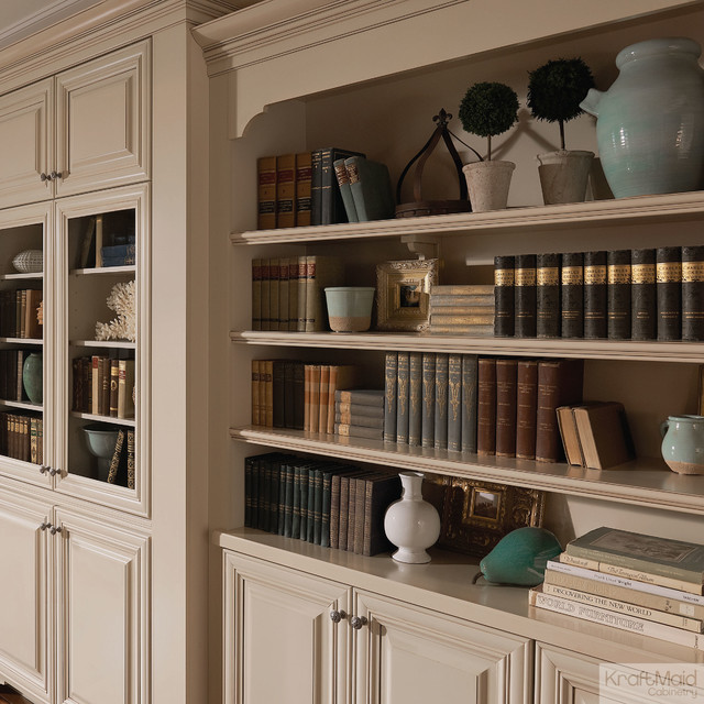 KraftMaid: Bookshelves in Mushroom with Cocoa Glaze