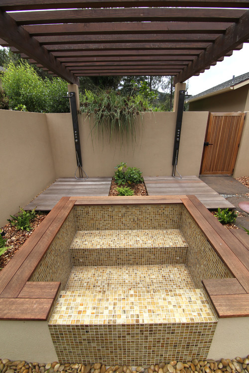 custom tile hot tub