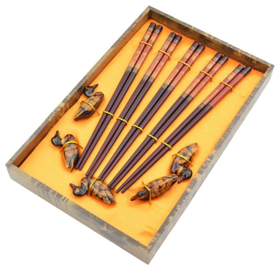 5Piece Set Wooden Chopsticks and Chopstick Rest Holder Stand With Case