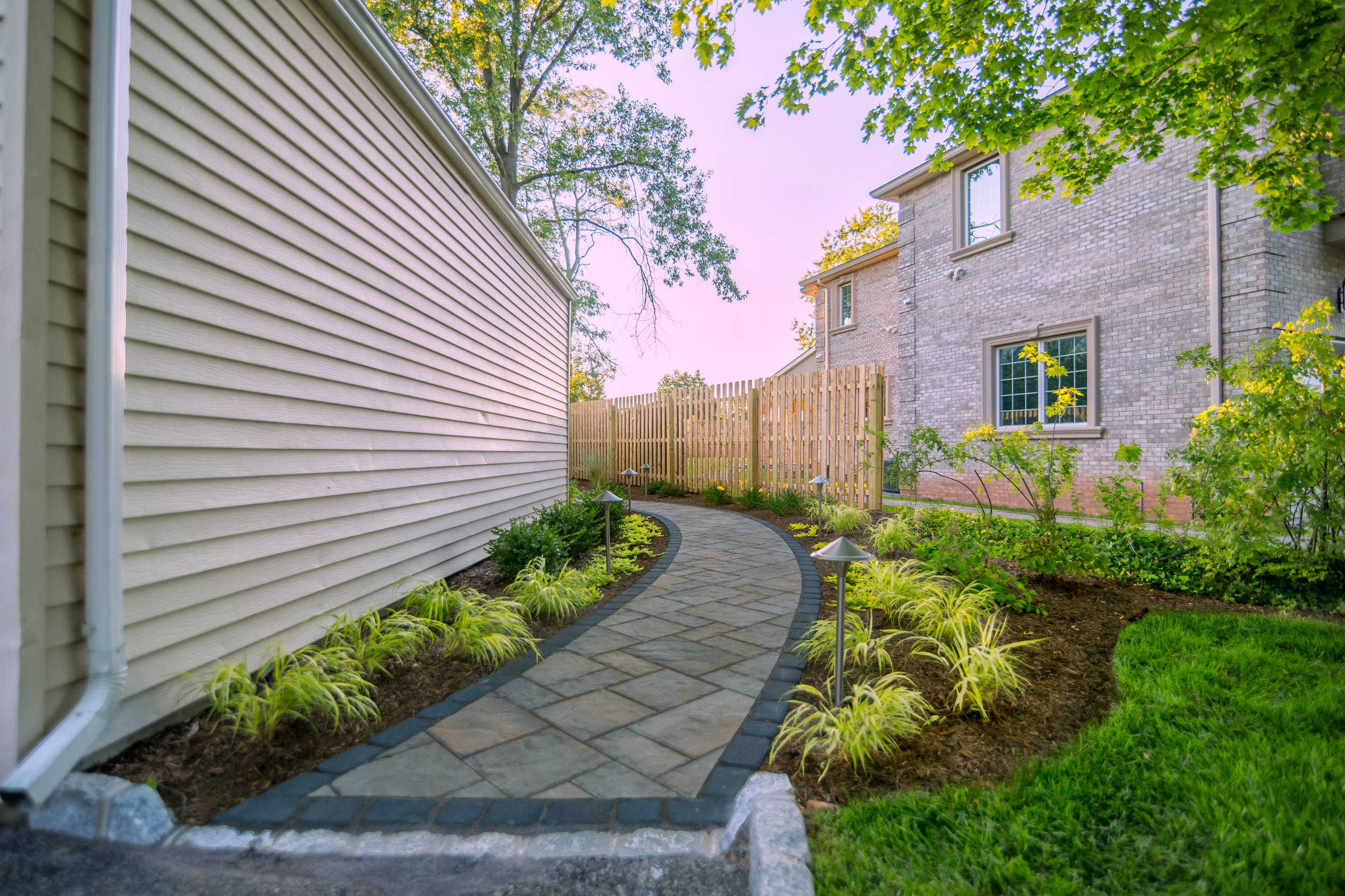 Backy patio and lighting